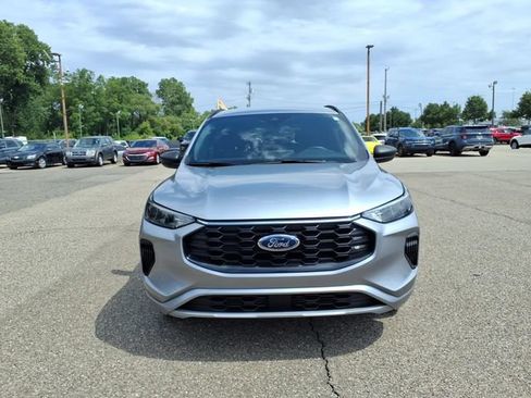 Certified 2024 Ford Escape ST-Line w/ Tech Pack #1 FWD image 2
