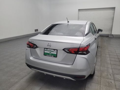 Used 2020 Nissan Versa S FWD image 7