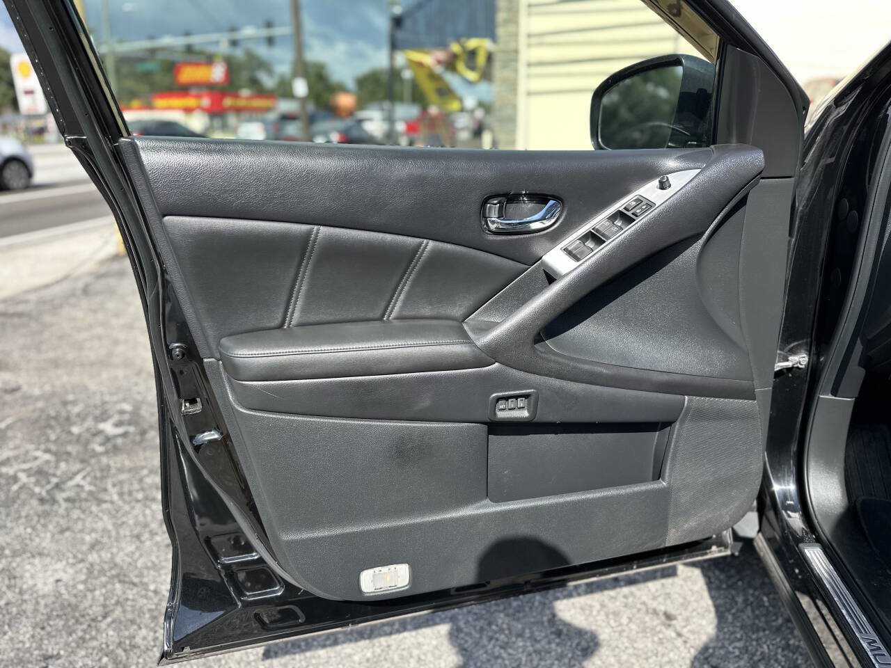 Used 2011 Nissan Murano SL AWD/4WD image 11