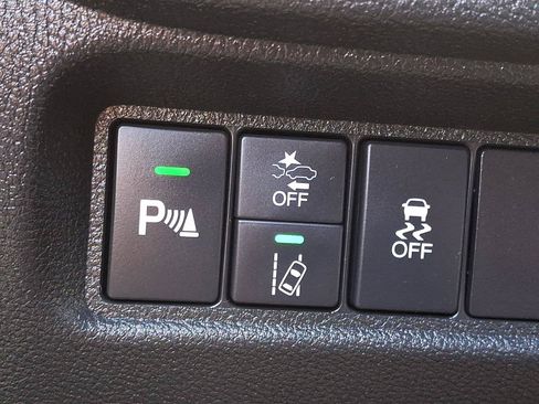 Used 2021 Honda Pilot Touring image 27