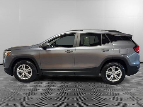 Used 2021 GMC Terrain SLE w/ Driver Convenience Package AWD/4WD image 2