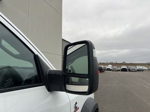 New 2024 RAM 4500 Tradesman image 15