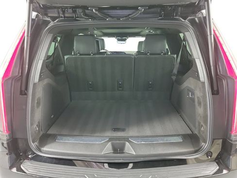 Certified 2024 Cadillac Escalade ESV Sport AWD/4WD image 8
