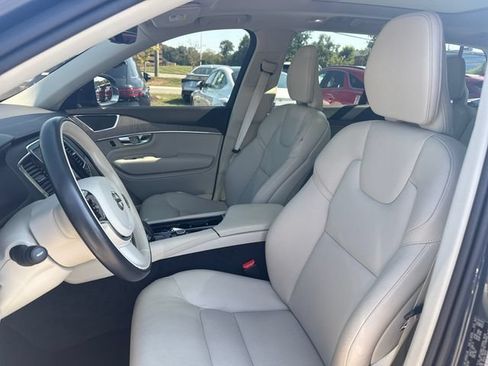 Used 2023 Volvo XC90 B5 Plus w/ Protection Package Premier AWD/4WD image 13