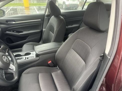 Used 2023 Nissan Altima 2.5 SV AWD/4WD image 15