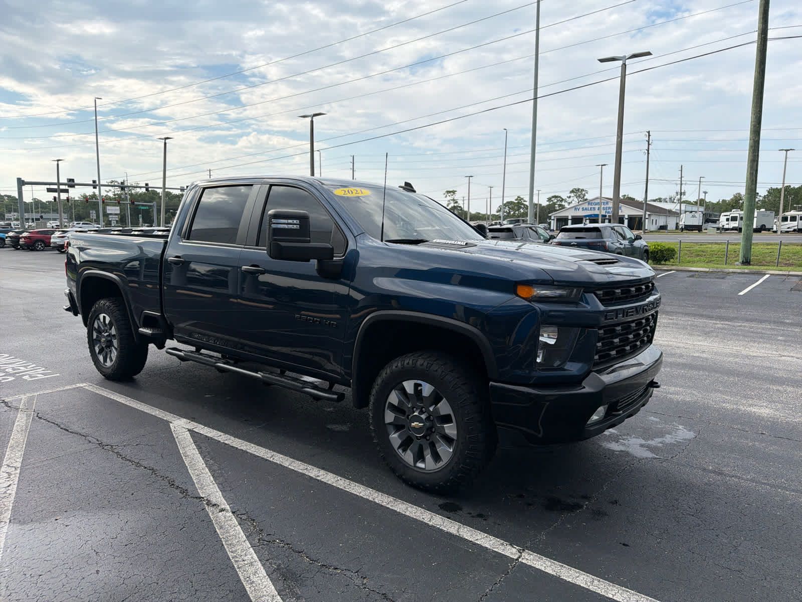 Used 2021 Chevrolet Silverado 2500 Custom w/ Custom Value Package AWD/4WD image 7