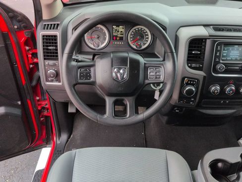 Used 2018 RAM 1500 Express w/ Express Value Package AWD/4WD image 26