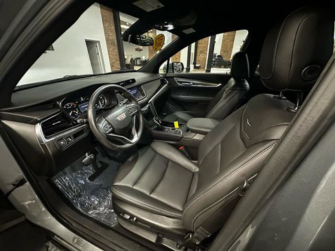 Used 2023 Cadillac XT6 Luxury AWD/4WD image 15