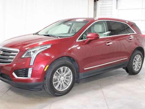 Used 2017 Cadillac XT5 Luxury image 4