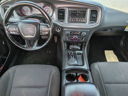 Used 2020 Dodge Charger SXT w/ Blacktop Package RWD image 7