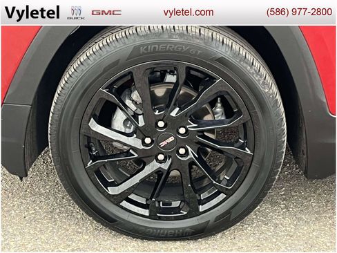 Certified 2023 GMC Terrain SLT w/ Elevation Edition image 7