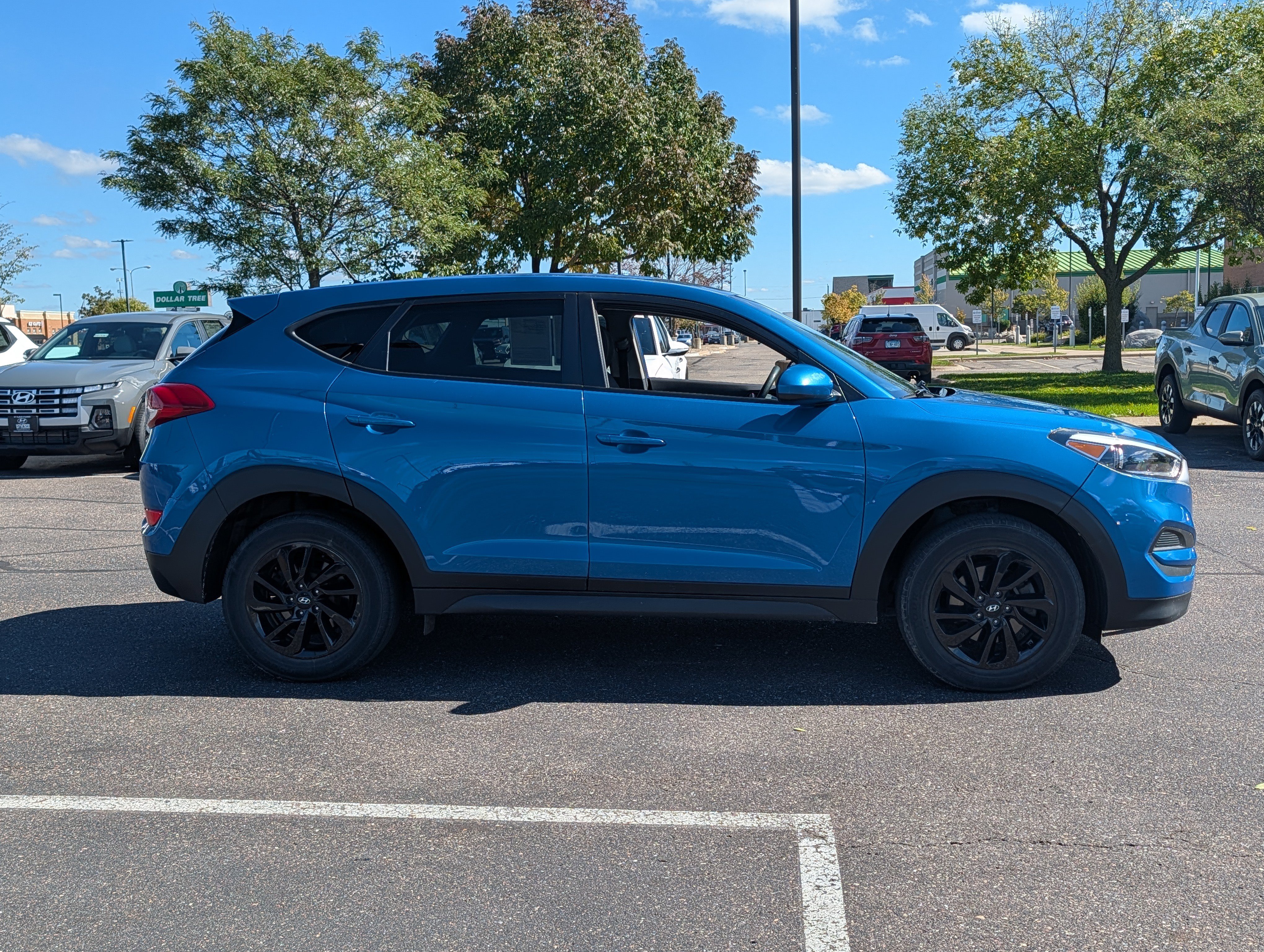 Used 2018 Hyundai Tucson SE AWD/4WD image 6