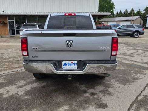 Used 2020 RAM 1500 Classic SLT AWD/4WD image 7