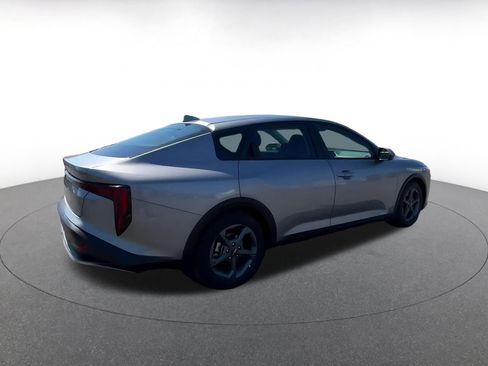 Used 2025 Kia K4 FWD image 14