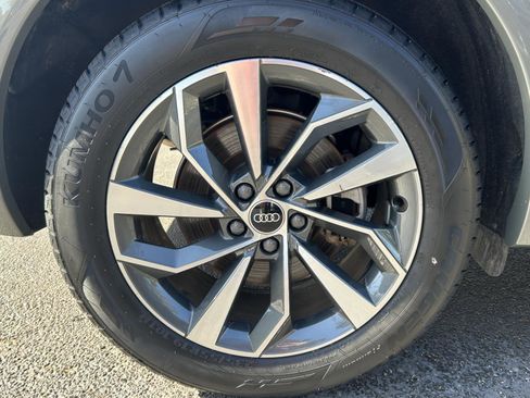 Certified 2023 Audi Q5 2.0T Premium Plus w/ Premium Plus Package image 14