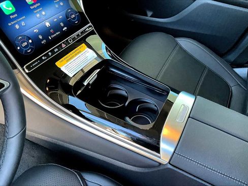 New 2025 Mercedes-Benz GLC 350e GLC 350e image 11