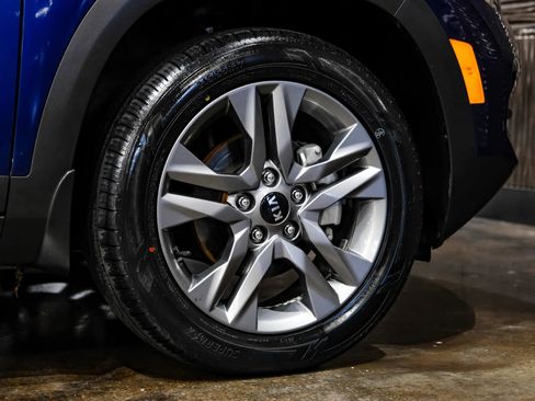 Used 2021 Kia Seltos S FWD image 55