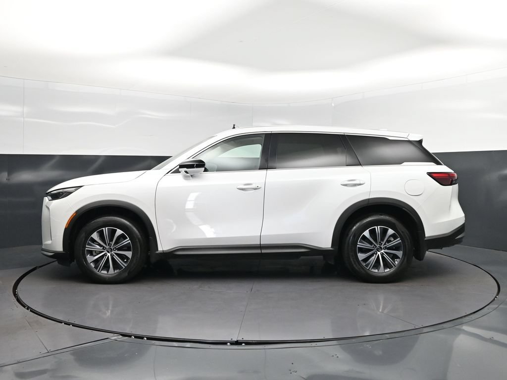 Used 2026 INFINITI QX60 Pure w/ Cargo Package FWD image 4
