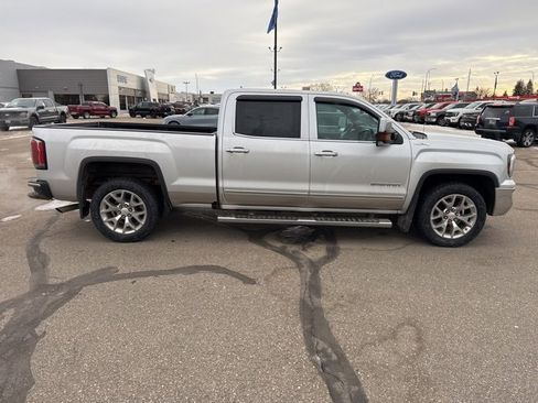 Used 2016 GMC Sierra 1500 SLT w/ Max Trailering Package image 9