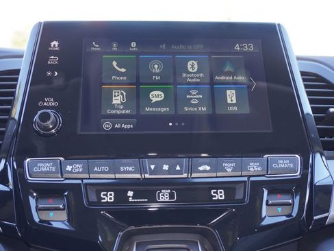 Used 2023 Honda Odyssey EX-L image 16