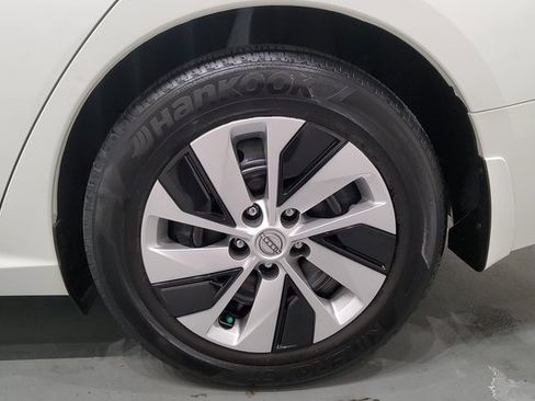 Used 2024 Nissan Altima 2.5 S image 35