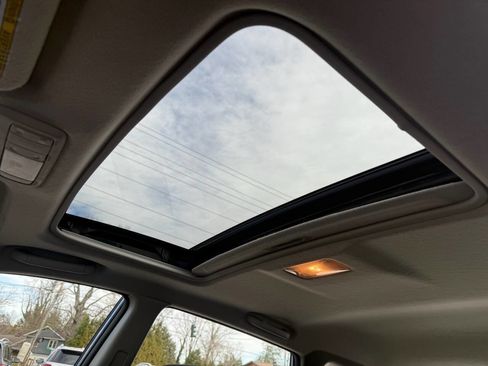 Used 2008 Toyota Matrix XR image 23