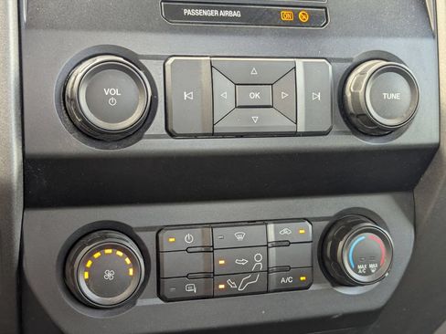 Used 2022 Ford F250 XL w/ Power Equipment Group AWD/4WD image 19