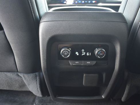 Used 2025 Chevrolet Traverse Z71 w/ Driver Confidence Package AWD/4WD image 53