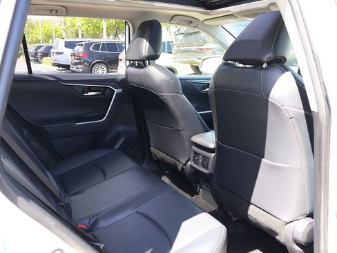 Used 2019 Toyota RAV4 Limited w/ Advanced Technology Package AWD/4WD image 33