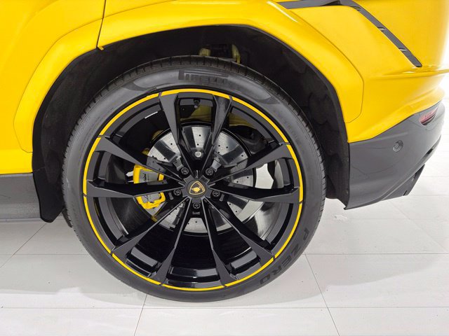 Used 2023 Lamborghini Urus S AWD/4WD image 48