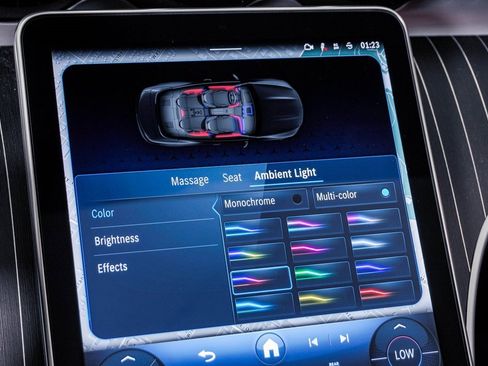 Used 2024 Mercedes-Benz CLE 450 4MATIC Cabriolet image 31