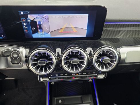 New 2026 Mercedes-Benz GLB 35 AMG 4MATIC image 17