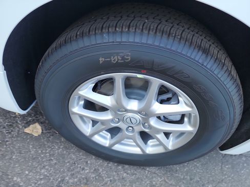 New 2026 Chrysler Pacifica Select image 29