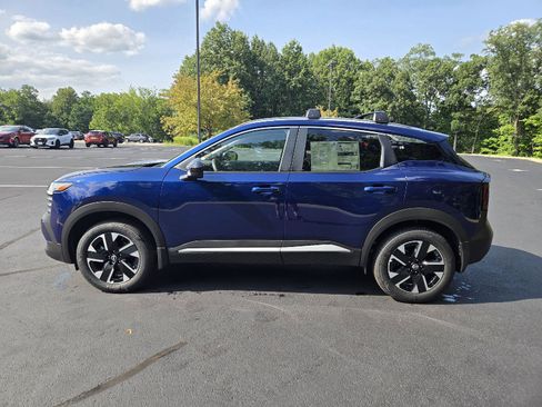 New 2026 Nissan Kicks SV w/ Cold Weather Package AWD/4WD image 5