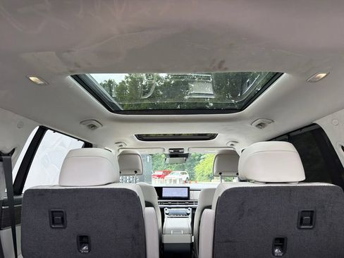 Used 2025 Hyundai Santa Fe Calligraphy AWD/4WD image 22