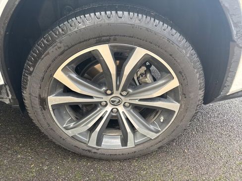 Used 2018 Lexus RX 450h AWD image 13