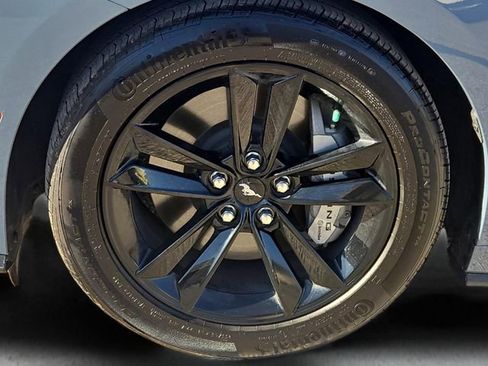 Used 2025 Ford Mustang GT image 9