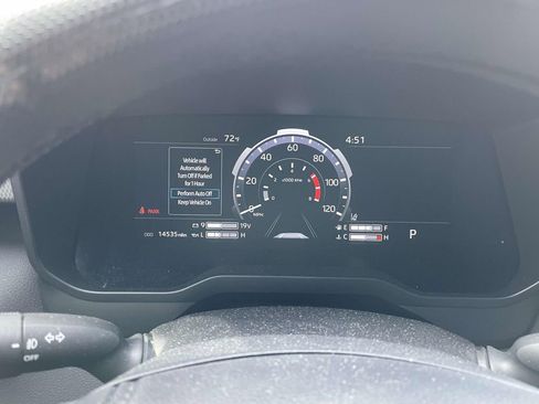 Used 2025 Toyota Tundra Limited image 39