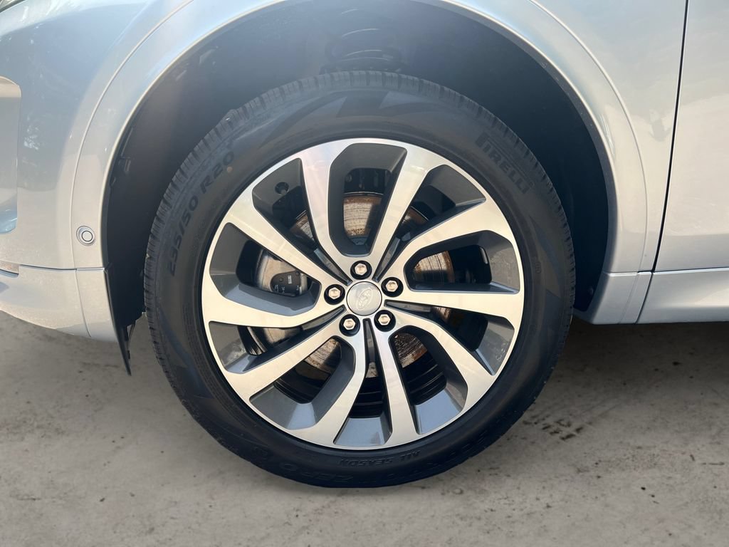 New 2025 Land Rover Discovery Sport S AWD/4WD image 10