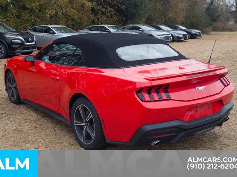 Used 2024 Ford Mustang Premium image 22