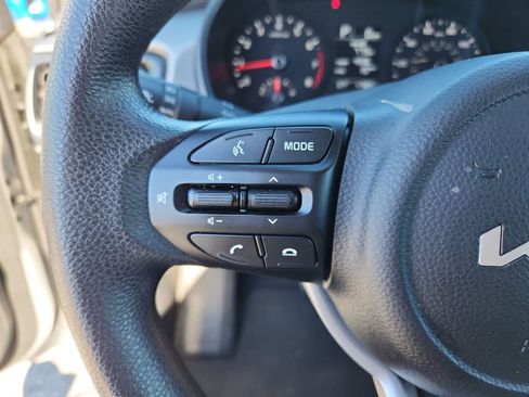 Used 2023 Kia Rio LX image 23