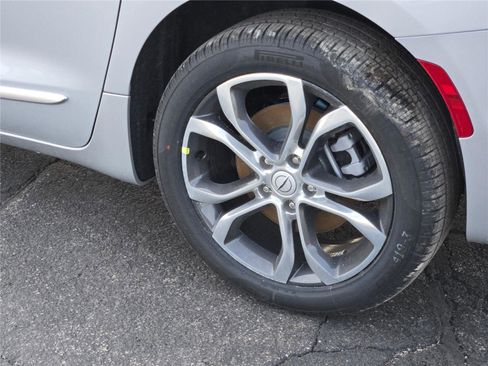 New 2026 Chrysler Pacifica Pinnacle image 18