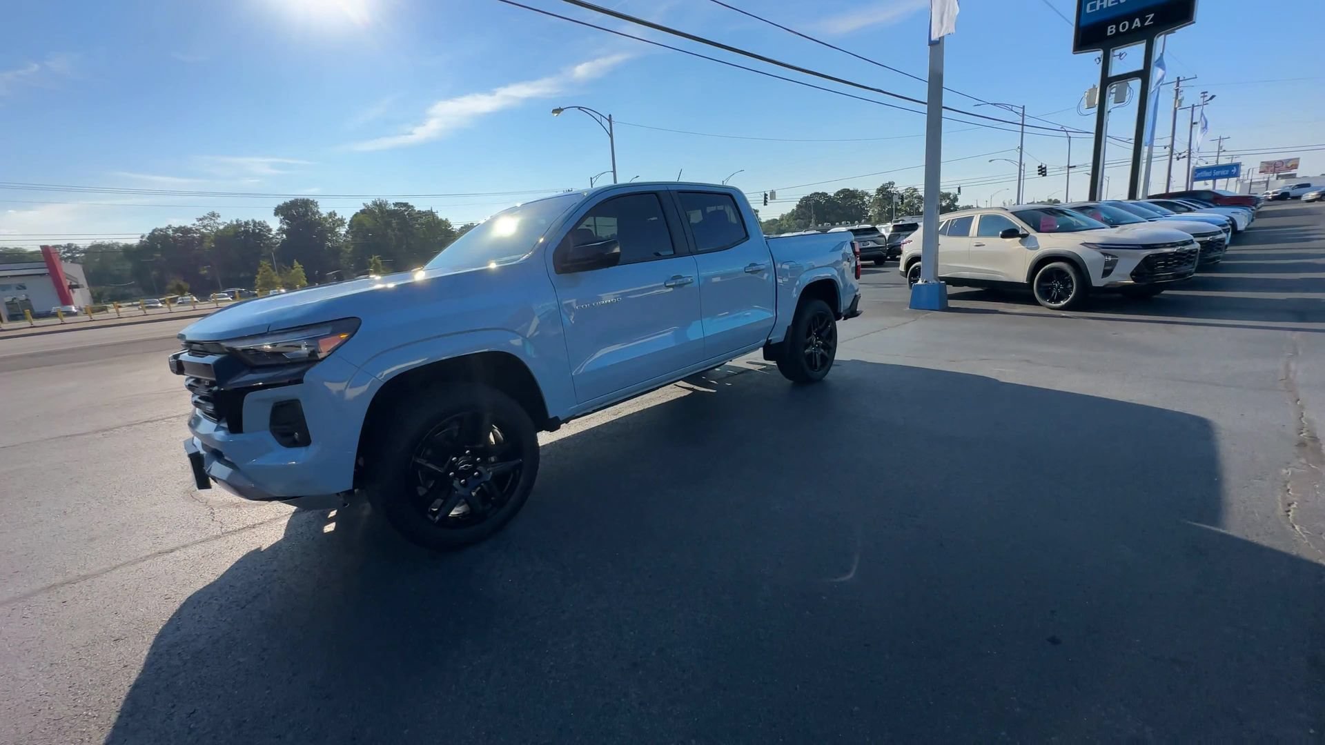 Certified 2025 Chevrolet Colorado Z71 w/ Technology Package AWD/4WD image 4