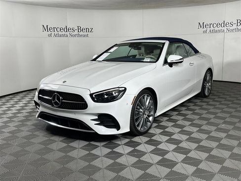 Used 2022 Mercedes-Benz E 450 Cabriolet image 3