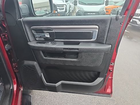 Used 2021 RAM 1500 Classic Warlock w/ Luxury Group image 10