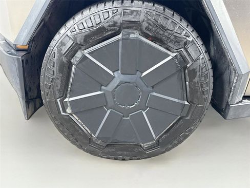 Used 2024 Tesla Cybertruck Cyberbeast image 13