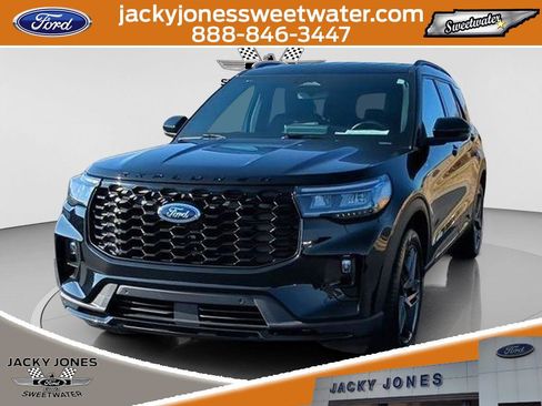 Certified 2025 Ford Explorer ST-Line w/ Premium Package image 5