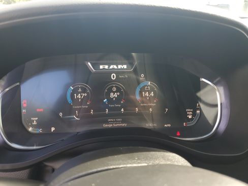 Used 2025 RAM 1500 Big Horn AWD/4WD image 18