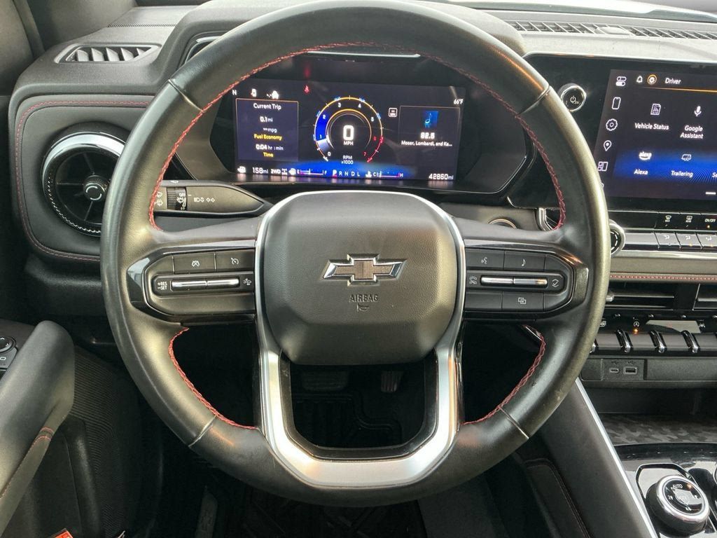 Used 2024 Chevrolet Colorado Z71 w/ Advanced Trailering Package AWD/4WD image 12