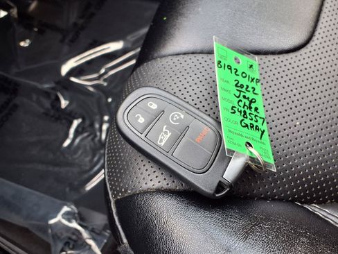 Used 2022 Jeep Cherokee Limited AWD/4WD image 22